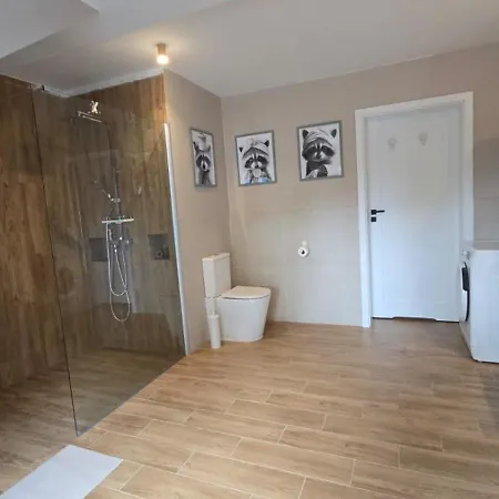 アパート Parkowa 6 レバル