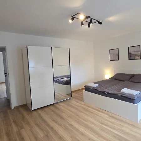 Parkowa 6 * レバル